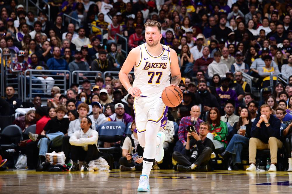 对比NBA