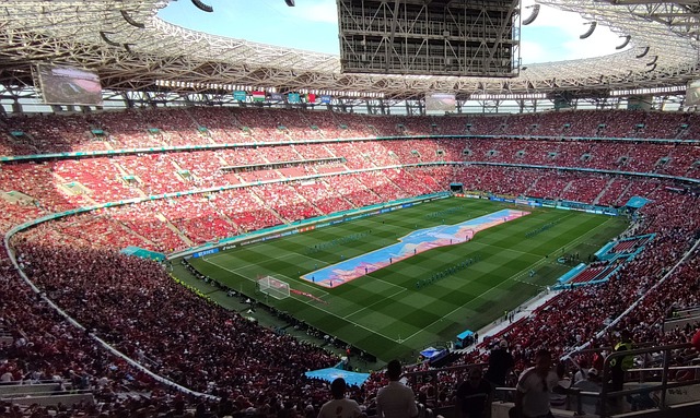 通过中场密 通过中场密